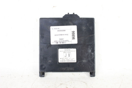 Блок комфорту BCM Toyota Auris 2012-2020 8922102330 (99896)