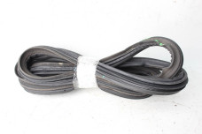 Ущільнювач кришки багажника Toyota Auris 2012-2020 6788102110 (100078)