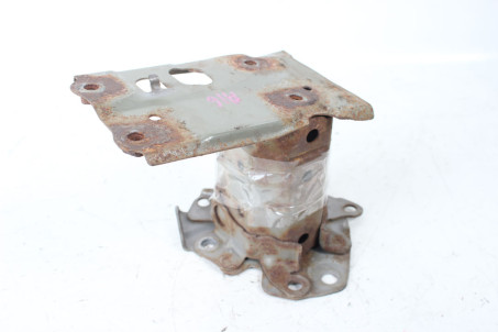 Кронштейн усилителя бампера задний правый Toyota Auris 2012-2020 5201502100 (100126)