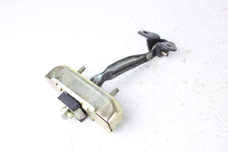 Ограничитель крышки багажника Toyota RAV-4 II 2000-2005 6865042040 (100127)