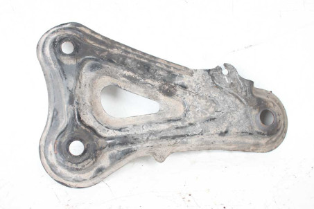 Кронштейн передней балки задний правый Toyota Auris 2012-2020 5225702060 (100129)