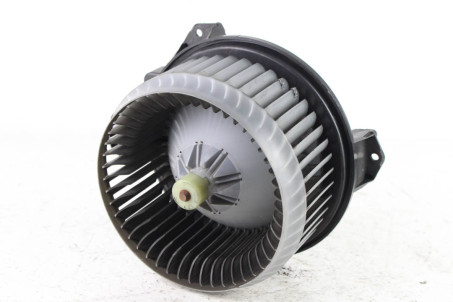 Моторчик печки 3pin Toyota Auris 2012-2020 8710305060 (100138)