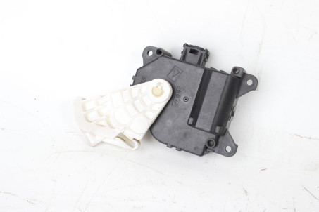 Кроковий двигун пічки Toyota Auris 2012-2020 8710602180 (100142)