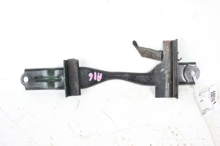 Крепление АКБ Toyota Auris 2012-2020 7440402360 (100151)