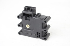 Шаговый двигатель печки моторчика 5822P Mazda 6 (GG-GY) 2003-2007 GJ6A61B60 (100456)