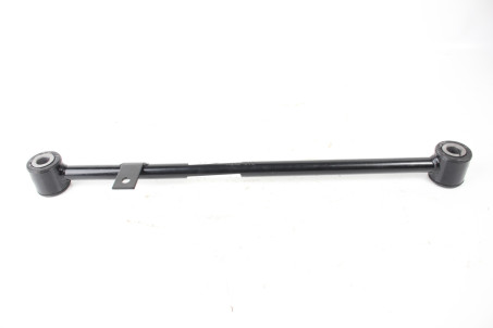 Важіль задній поперечний нижній (задній) правий Nissan X-Trail (T30) 2002-2007 551218H510 (10060885)