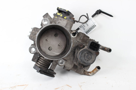 Заслонка дроссельная дефект 2.0 Mitsubishi Lancer 9 (CSA) 2003-2009 MN153310 (10060998)