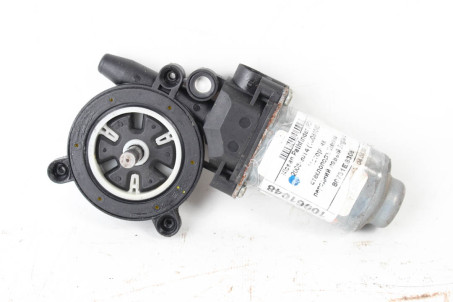 Моторчик стеклоподъёмника передний левый RHD Nissan Pathfinder (R51) 2006-2014 80731EB305 (10061048)