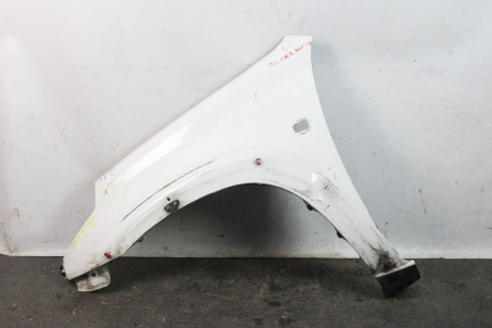 Крыло переднее левое неб. дефект 3- Toyota RAV-4 II 2000-2005 5381242190 (10061067)