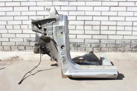 Стойка кузова (A) левая Toyota Corolla E15 (E150) 2007-2013 6102412370 (10061149)