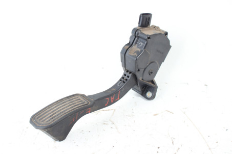 Педаль газу електро 1.3 МКПП Toyota Corolla E15 (E150) 2007-2013 7811012050 (10061159)