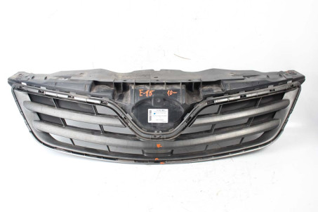Решетка радиатора дефект 10- Toyota Corolla E15 (E150) 2007-2013 5311112C40 (10061188)