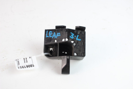 Напрямна заднього бампера під ліхтар LH Nissan Leaf (ZE1) 2017-2025 852295SH0A (10061951)
