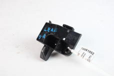 Направляющая заднего бампера под фонарь RH Nissan Leaf (ZE1) 2017-2025 852285SH0A (10061952)