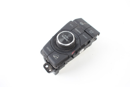 Блок кнопок дефект Toyota RAV-4 V (XA50) 2018-2025 8401042080 (10062816)