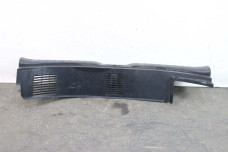 Накладка замка багажника пластик Toyota RAV-4 IV (XA40) 2012-2018 5838742060 (10063248)