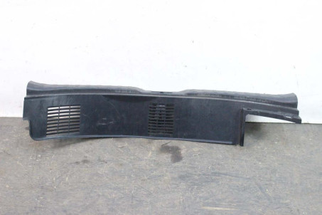 Накладка замку багажника пластик Toyota RAV-4 IV (XA40) 2012-2018 5838742060 (10063248)