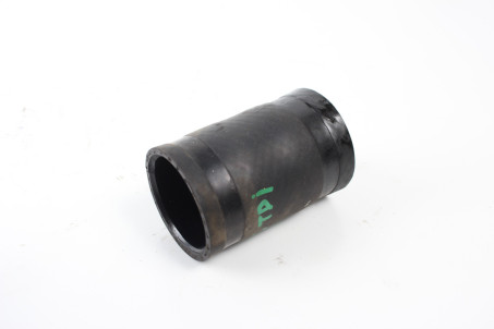 Патрубок интеркулера резина 2.0 TDI Toyota RAV-4 IV (XA40) 2012-2018 1734126101 (10063344)