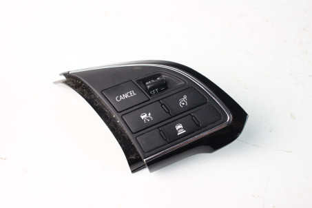 Кнопки управления на руль RH Mitsubishi Eclipse Cross (GK) 2018-2024 8602A118 (10063403)