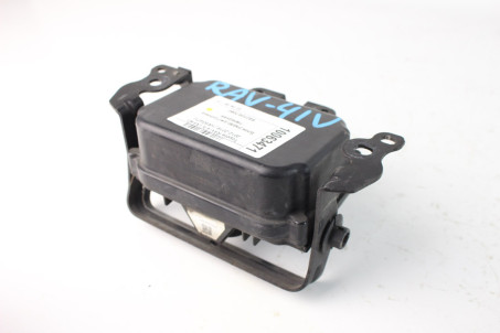 Блок радар дистроника передний Toyota RAV-4 IV (XA40) 2012-2018 8821047090 (10063471)