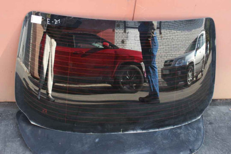 Скло в кузов заднє Toyota Corolla E21 (E210) 2019-2024 6480102480 (10063662)