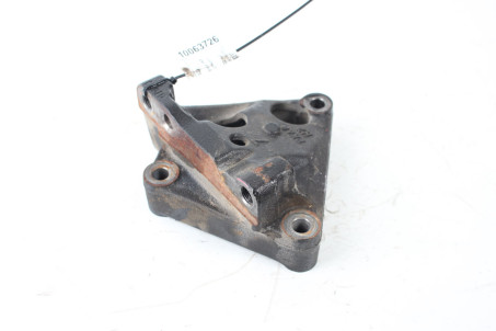 Кронштейн подушки двигуна правий 1.8 H Toyota Corolla E21 (E210) 2019-2024 123150T070 (10063726)