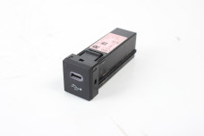 Блок USB Toyota Corolla E21 (E210) 2019-2024 855320R040 (10064010)