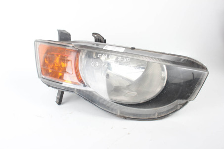 Фара правая 08-12 Mitsubishi Colt (Z30) 2004-2012 8301B652 (100747)