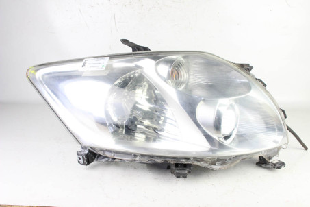 Фара правая дефект -10 Toyota Auris 2006-2012 8113002470 (100871)