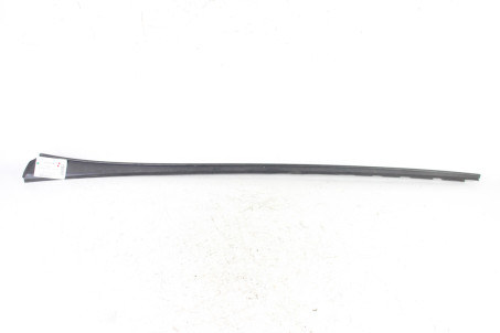 Молдинг скла лобового привий Hyundai Santa Fe (DM) 2012-2018 861322W000 (100991)