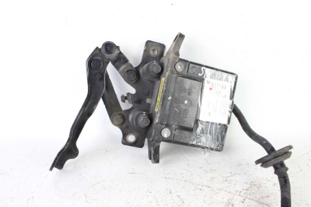 Петля капота правая с пирапатроном Hyundai Santa Fe (DM) 2012-2018 791602W000 (101030)