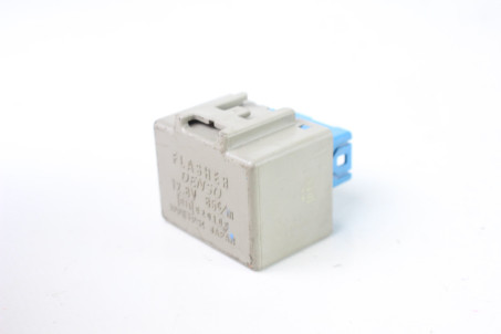 Реле поворотів Toyota Corolla E15 (E150) 2007-2013 8198046010 (101059)