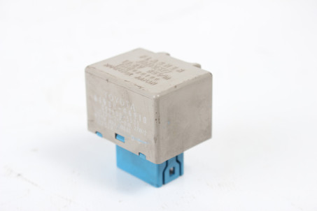 Реле поворотів Toyota Prius (ZVW35) 2009-2015 8198046010 (101063)