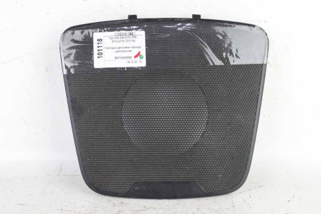 Накладка динаміка торпедо центральна Hyundai Santa Fe (DM) 2012-2018 847152W000 (101118)