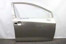 Двері передні праві невеликий дефект Toyota Corolla E21 2019-2024 6700102560 (101217)