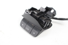 Кнопки керування на кермо нижні ліві (INFO/SET) 16- Subaru Forester (SJ) 2012-2018 83158AL000 (101455)