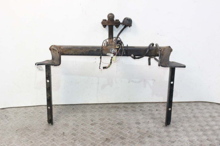 Фаркоп Subaru Forester (SJ) 2012-2018  (101472)