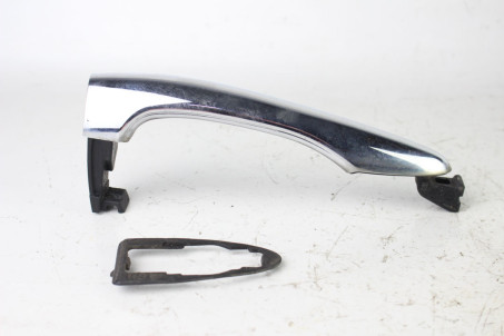 Ручка двері зовнішня права передня хром Kia Sportage (SL) 2010-2015 826613W010 (101480)