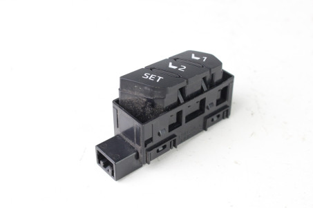 Блок памяти сиденья LH Toyota RAV-4 V 2018- 849270R020 (101550)