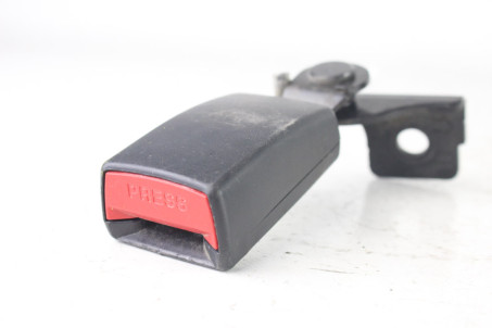 Замок ремня безопасности задний Hyundai I30 (GD) 2012-2017 89840A6000RY (101624)