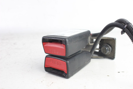 Замок ремня безопасности задний двойной Hyundai I30 (GD) 2012-2017 89830A6000RY (101625)