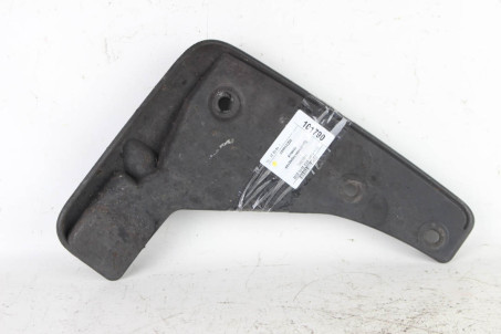 Бризговик передній правий Mitsubishi ASX 2010-2022 MZ314440 (101790)