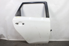 Двері задні праві універсал Toyota Auris 2012-2020 6700302390 (101833)