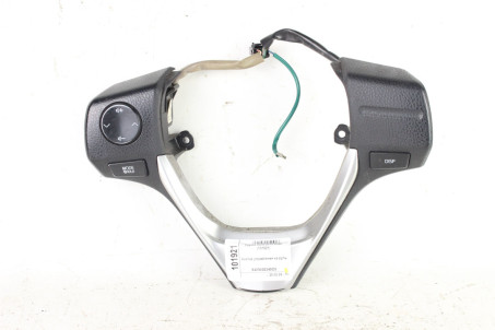 Кнопки управления на руль Toyota Auris 2012-2020 8425002340C0 (101921)