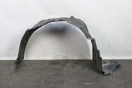 Подкрылок передний левый не оригинал Toyota Auris 2012-2020  (101927)