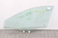 Скло двері переднє ліве Mazda 3 (BM) 2012-2018 BHN959510 (102073) Saint Gobain Sekurit