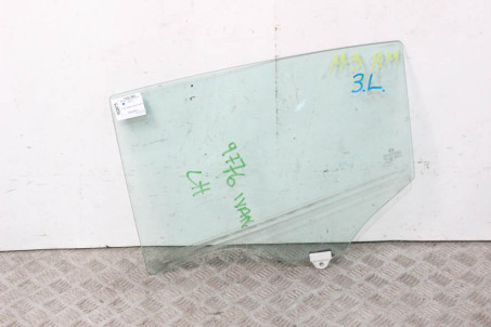 Скло двері заднє ліве Mazda 3 (BM) 2012-2018 BHN973510 (102075) Saint Gobain Sekurit