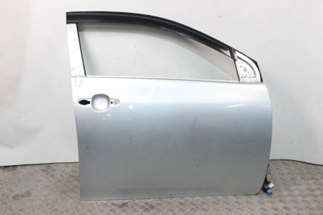 Двері передні праві Toyota Corolla E15 (E150) 2007-2013 6700112A30 (10682)