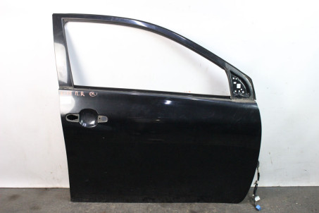 Двері передні праві Toyota Corolla E15 (E150) 2007-2013 6700112A30 (10682)