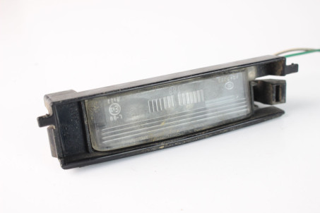 Подсветка номера Toyota RAV-4 III 2005-2012 8127142050 (18263)